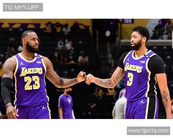 威少湖人时期离谱失误合集曝光FBI或需介入调查其表现