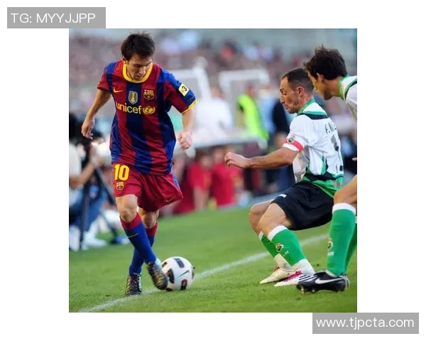 桑坦德主帅无奈感叹梅西左右脚皆能破门训练成果未能奏效 桑坦德主帅无奈感叹梅西左右脚皆能破门训练成果未能奏效