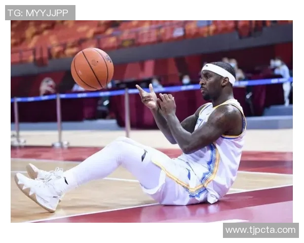 灰熊队正式签约德容雅罗同时宣布裁掉劳森洛夫林球员变动引关注 灰熊队正式签约德容雅罗同时宣布裁掉劳森洛夫林球员变动引关注