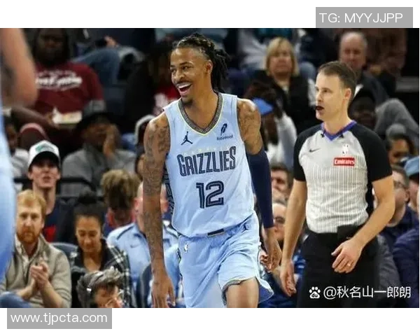 比尔伤愈复出今晚首发出战期待他带领球队重返胜利轨道 比尔伤愈复出今晚首发出战期待他带领球队重返胜利轨道