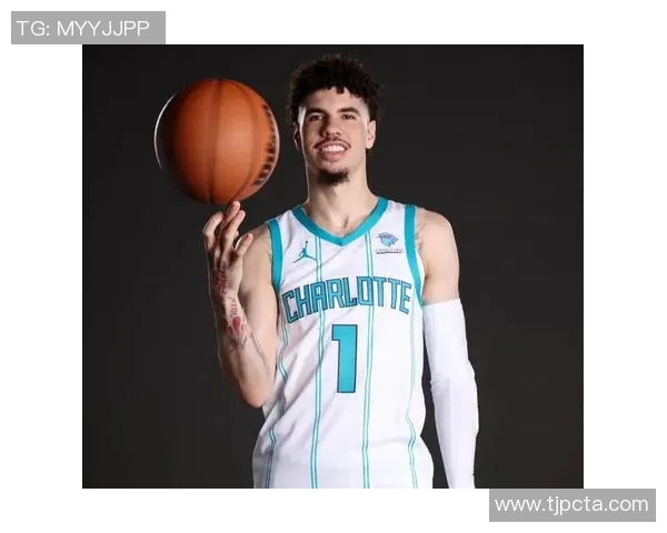 考辛斯称拉梅洛为黄蜂最佳球员但绝对领袖之位仍需争夺 考辛斯称拉梅洛为黄蜂最佳球员但绝对领袖之位仍需争夺