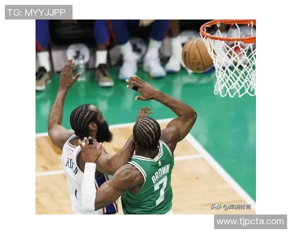 绿军背靠背挑战鹈鹕杰伦布朗状态回暖有望出战 绿军背靠背挑战鹈鹕杰伦布朗状态回暖有望出战