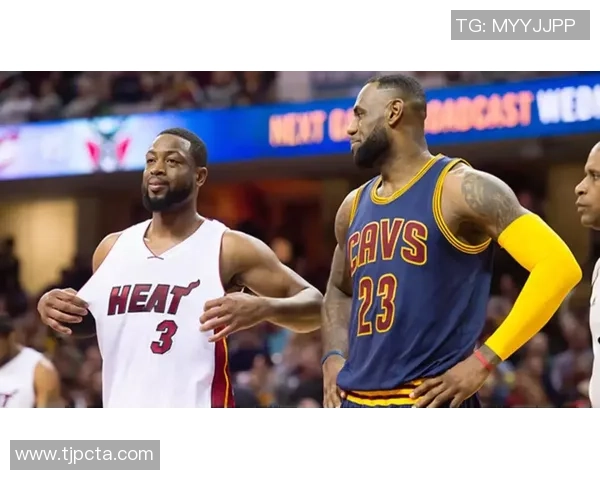 热火詹姆斯化身黑化战士狂砍内线无人能挡