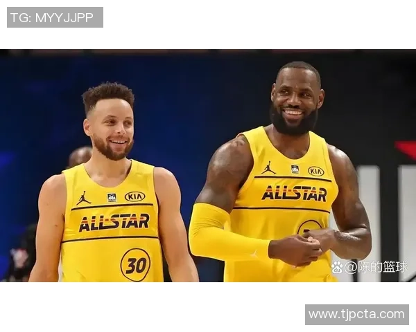 詹姆斯本赛季首次与湖人全队合练期待新队友默契提升 詹姆斯本赛季首次与湖人全队合练期待新队友默契提升