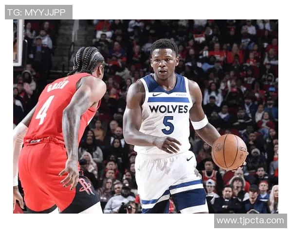 爱德华兹揭秘麦丹比赛时激情四溢的防守表现与平日高冷形象的反差