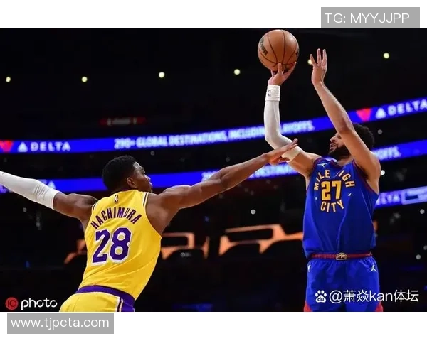 穆雷外线表现出色三分命中率高达五成助球队取得胜利