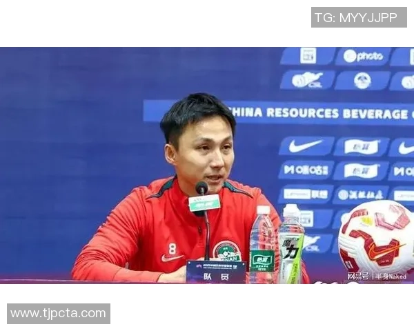 尹鸿博宣布明天将迎来最后一场中超比赛因伤选择退役