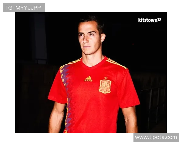 巴西世界杯主场球衣曝光灵感来自1970经典设计搭配蓝色球裤