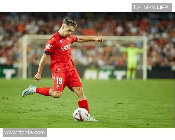 罗马官方宣布租借拜仁边锋萨拉戈萨并设定强制买断条款 罗马官方宣布租借拜仁边锋萨拉戈萨并设定强制买断条款