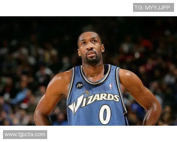 阿里纳斯称詹姆斯决定引流全网大家都应感激他的影响力