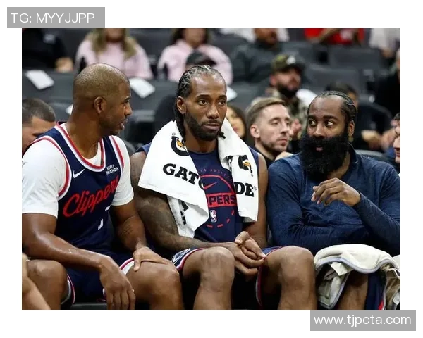 哈登出场时间全联盟第三3290分钟仅次于大桥与布克表现惊人 哈登出场时间全联盟第三3290分钟仅次于大桥与布克表现惊人