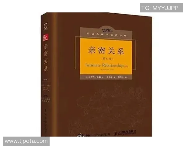 高个子阿门的心声在队伍中感受娇小对手的心理挑战与共鸣